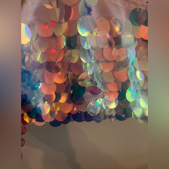 Miss Guided Sequin Festival Outfit - Picture 7 of 16